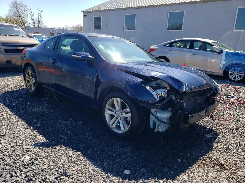 2010 NISSAN ALTIMA S  
