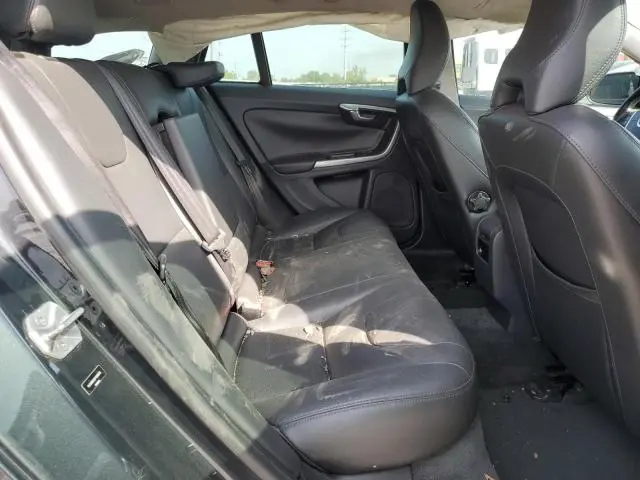 2015 VOLVO V60 PREMIER+  