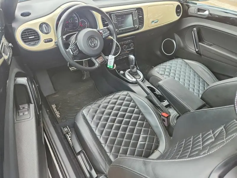 2019 VOLKSWAGEN BEETLE S  