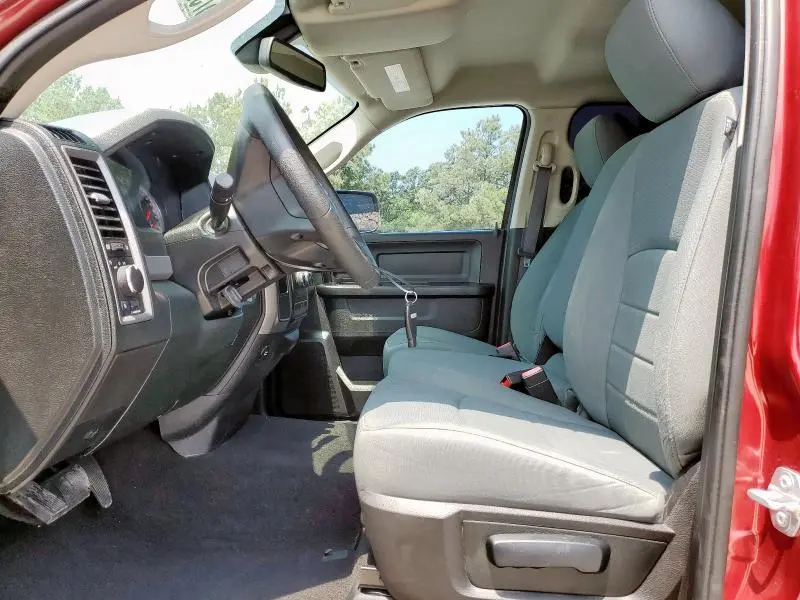 2015 RAM 1500 ST