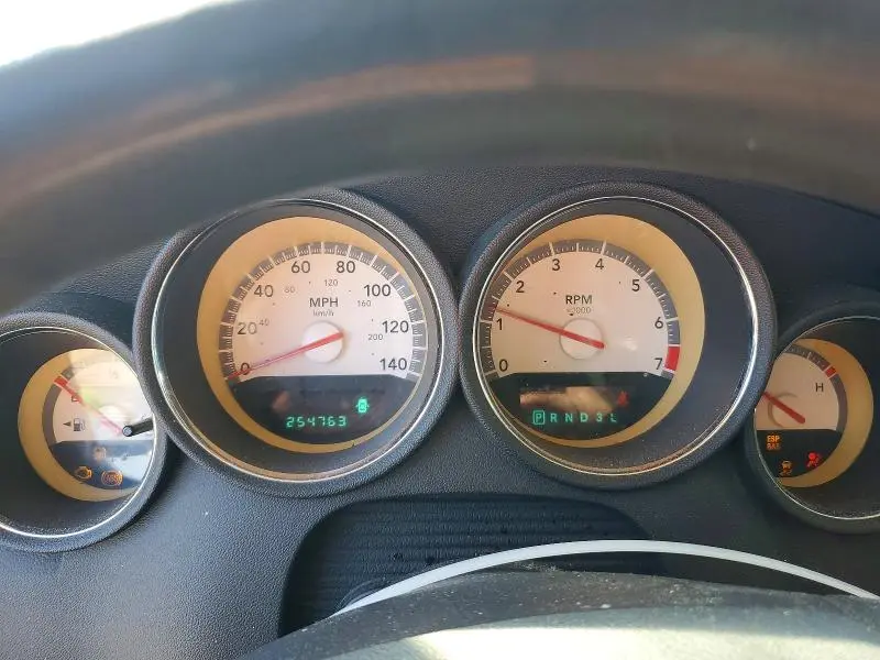 2010 DODGE CHARGER SXT  