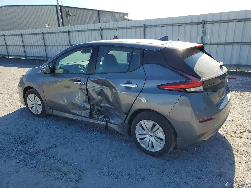 2023 NISSAN LEAF S  