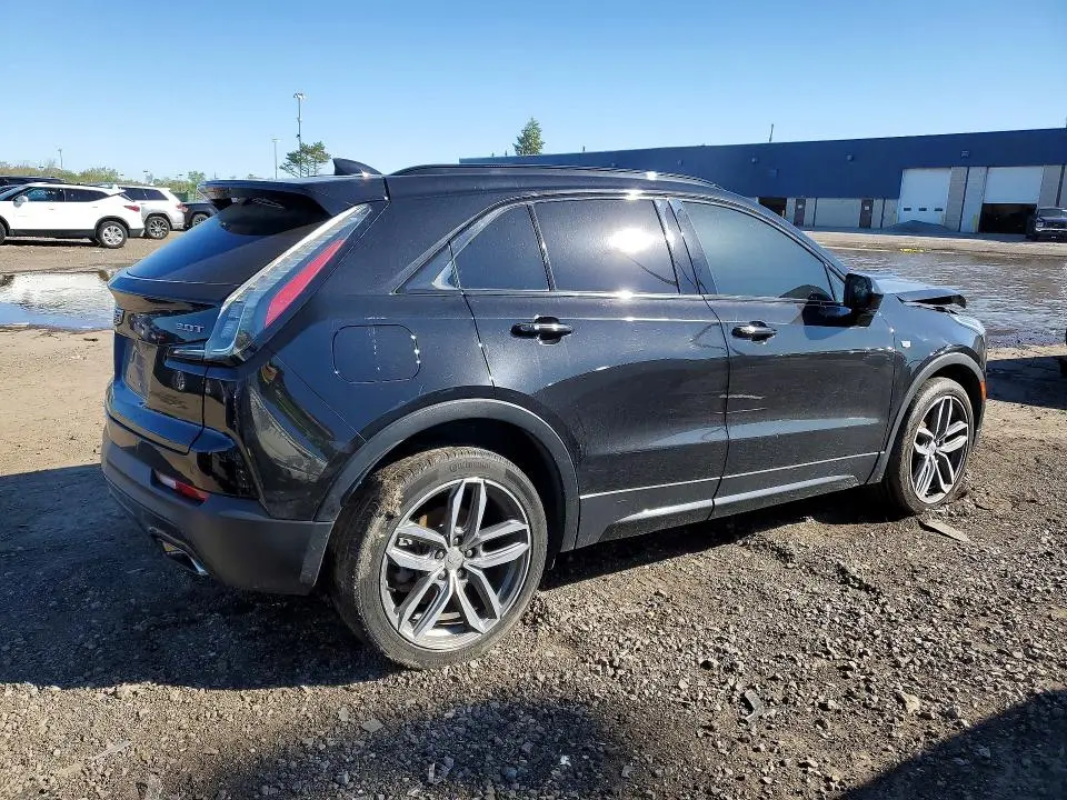 2019 CADILLAC XT4 SPORT  