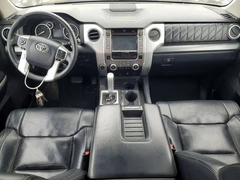2017 TOYOTA TUNDRA PLATINUM  
