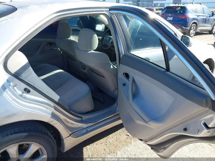 2010 TOYOTA CAMRY LE