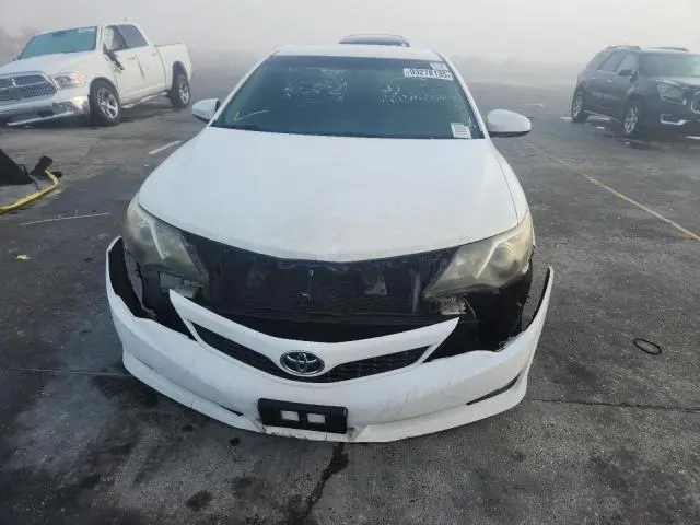 2014 TOYOTA CAMRY SE  