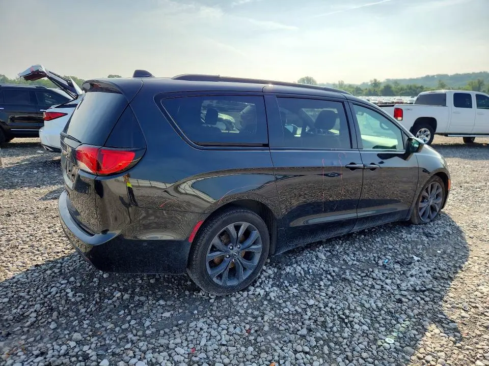 2020 CHRYSLER PACIFICA TOURING L PLUS  