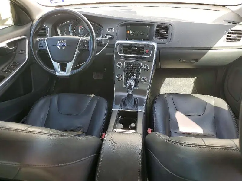 2016 VOLVO S60 PREMIER  