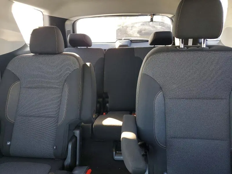 2021 CHEVROLET TRAVERSE LT  