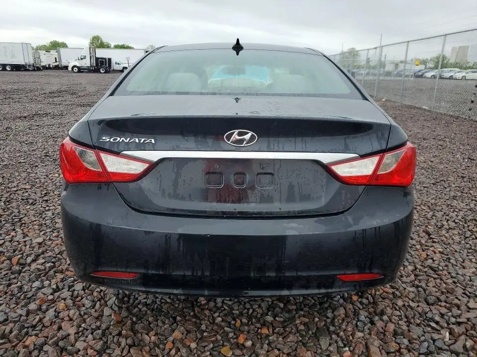 2012 HYUNDAI SONATA GLS  