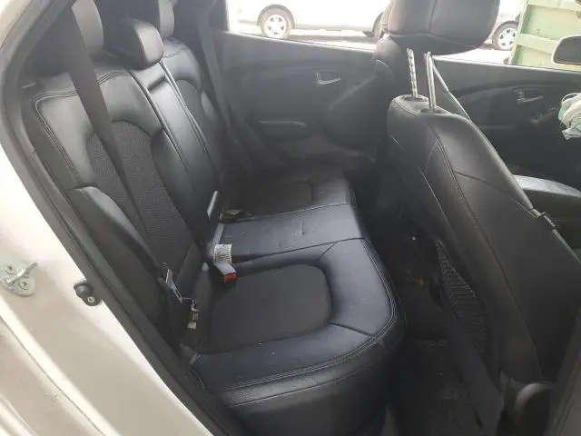2011 HYUNDAI TUCSON GLS  