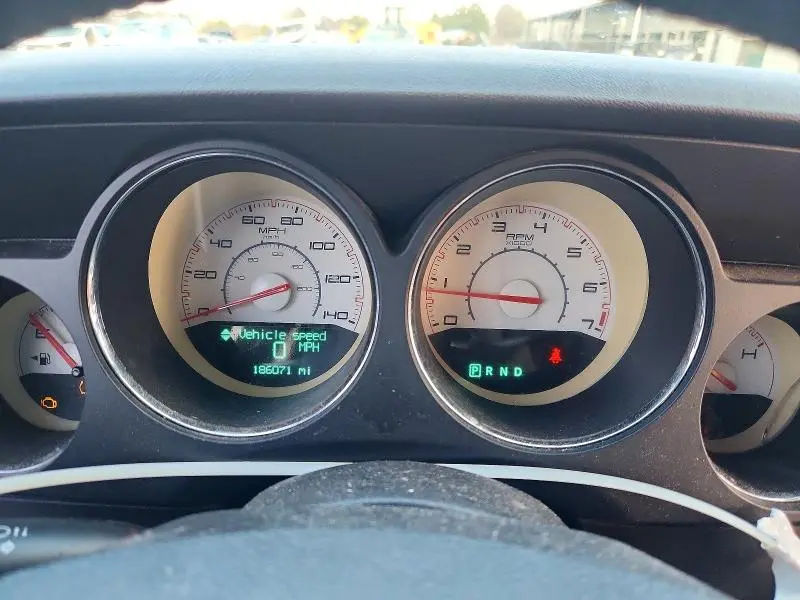 2013 DODGE CHALLENGER SXT  