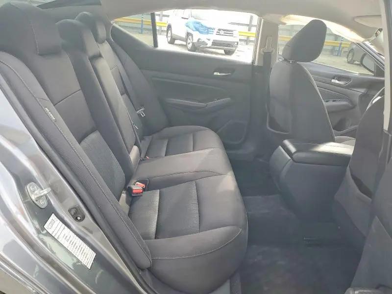 2020 NISSAN ALTIMA S  