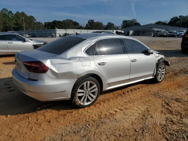 2017 VOLKSWAGEN PASSAT SE  
