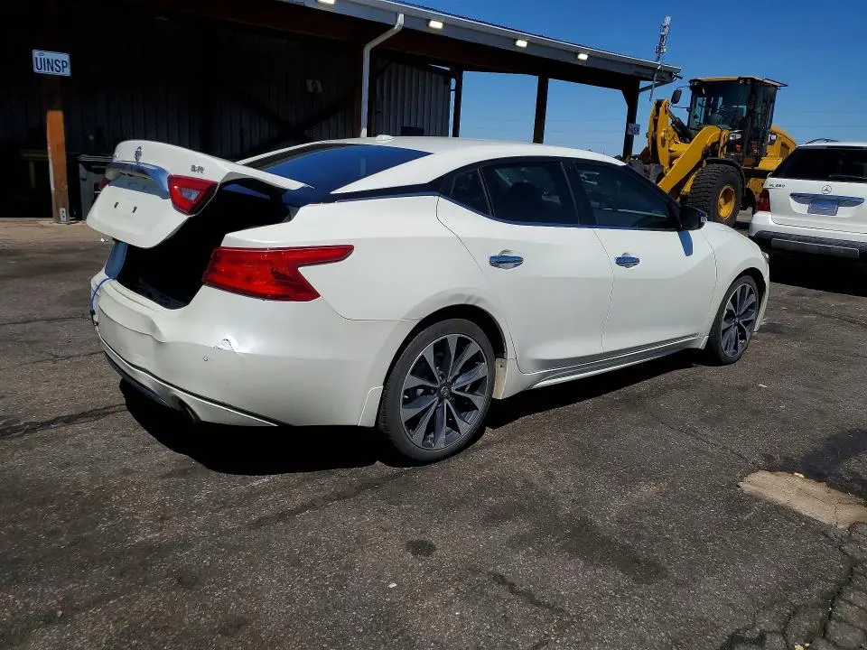 2017 NISSAN MAXIMA SR   