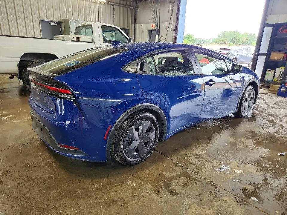 2024 TOYOTA PRIUS LE  