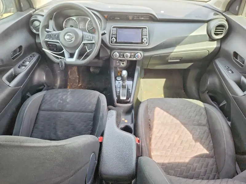 2021 NISSAN KICKS S  
