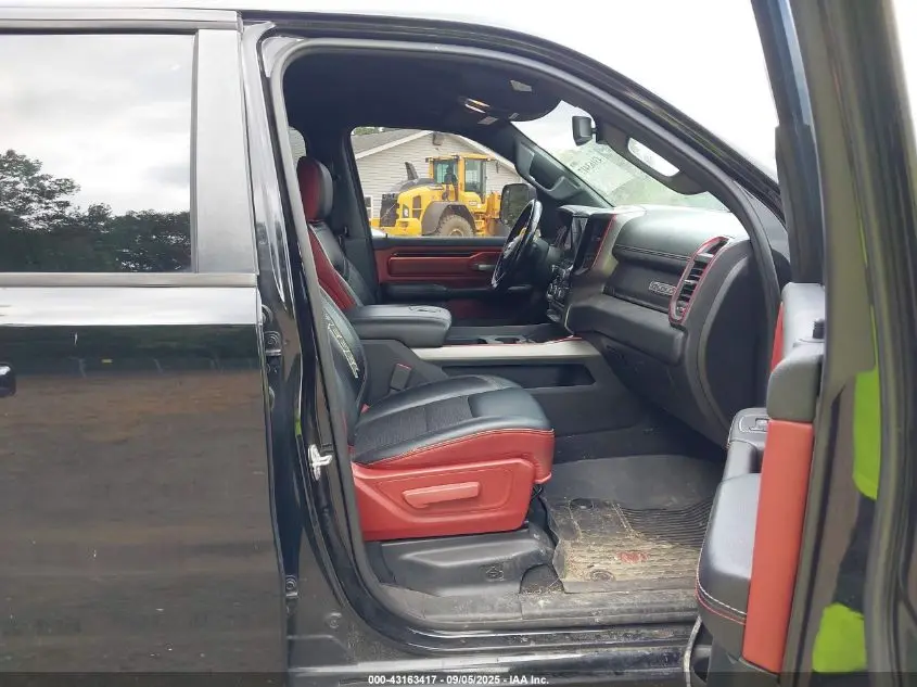 2019 RAM 1500 REBEL  4X4 6'4 BOX