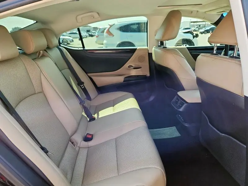 2020 LEXUS ES 350  
