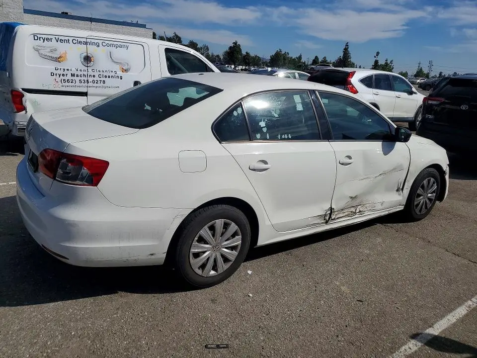 2013 VOLKSWAGEN JETTA BASE  