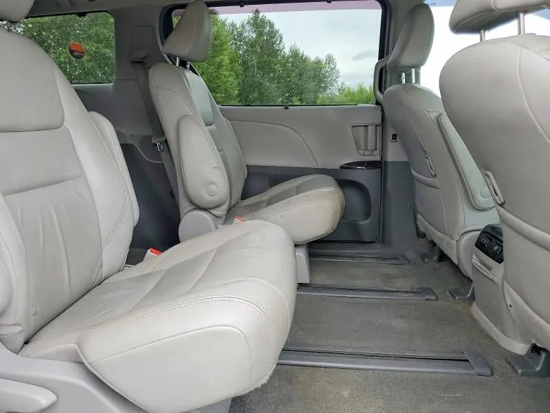 2018 TOYOTA SIENNA XLE PREMIUM 7-PASSENGER  