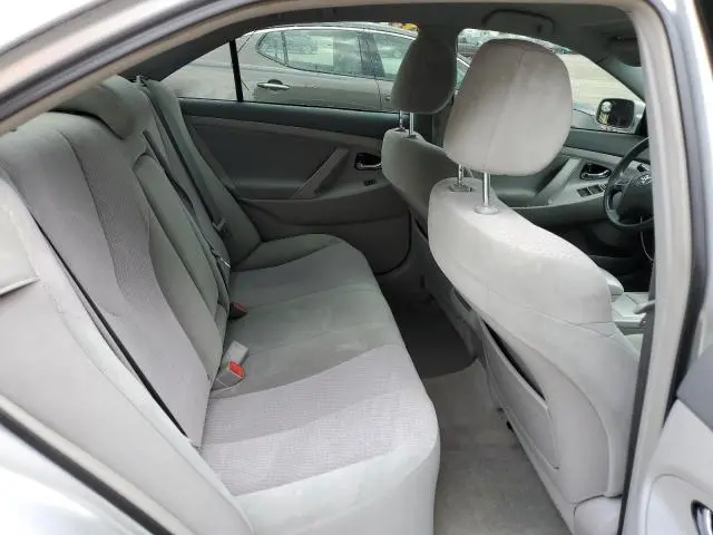 2010 TOYOTA CAMRY SE  