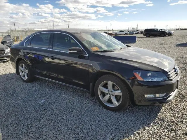 2015 VOLKSWAGEN PASSAT S  