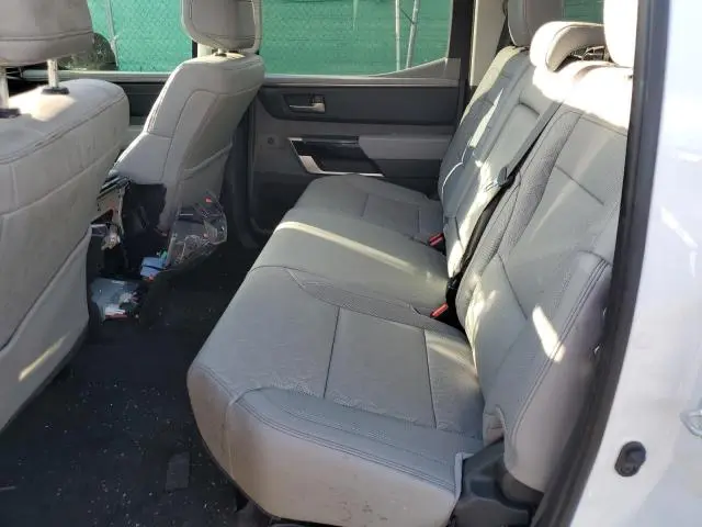 2024 TOYOTA TUNDRA CREWMAX LIMITED  