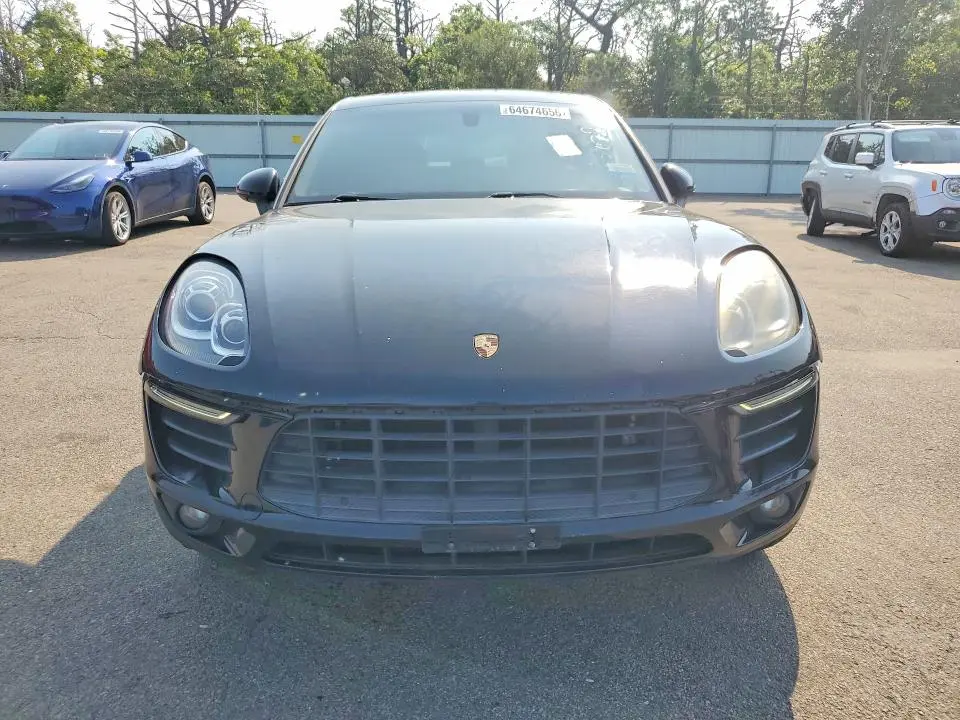 2016 PORSCHE MACAN S  