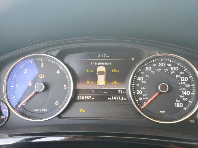 2014 VOLKSWAGEN TOUAREG V6 TDI  