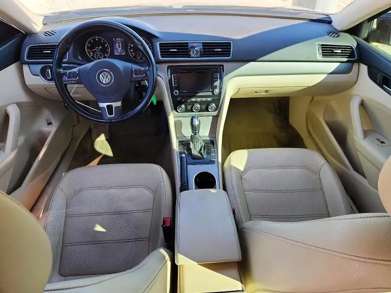 2014 VOLKSWAGEN PASSAT SE  