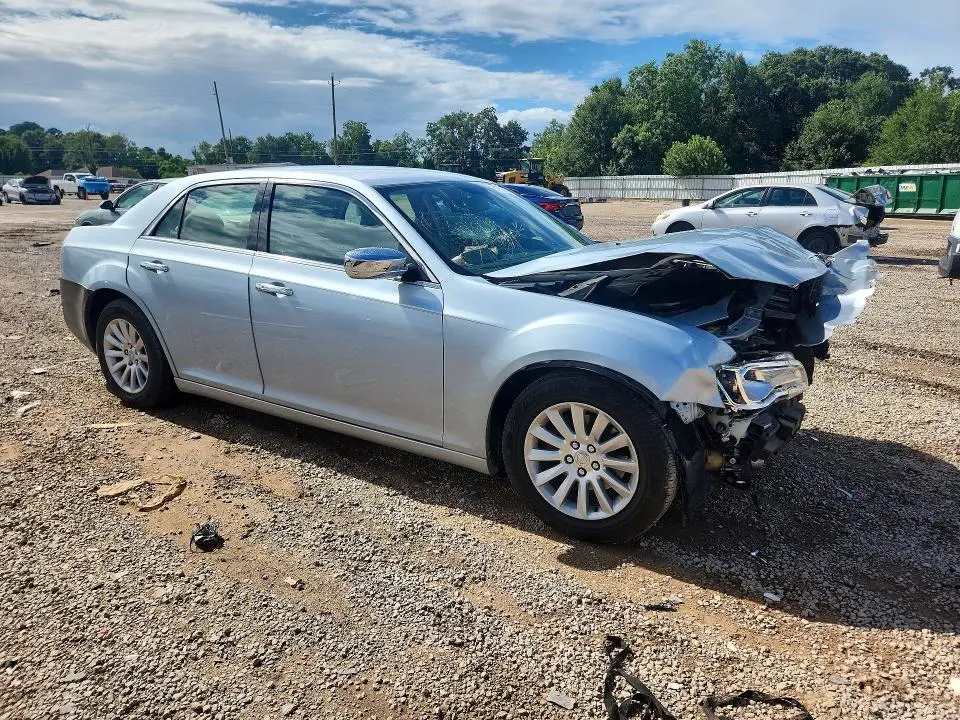 2013 CHRYSLER 300   