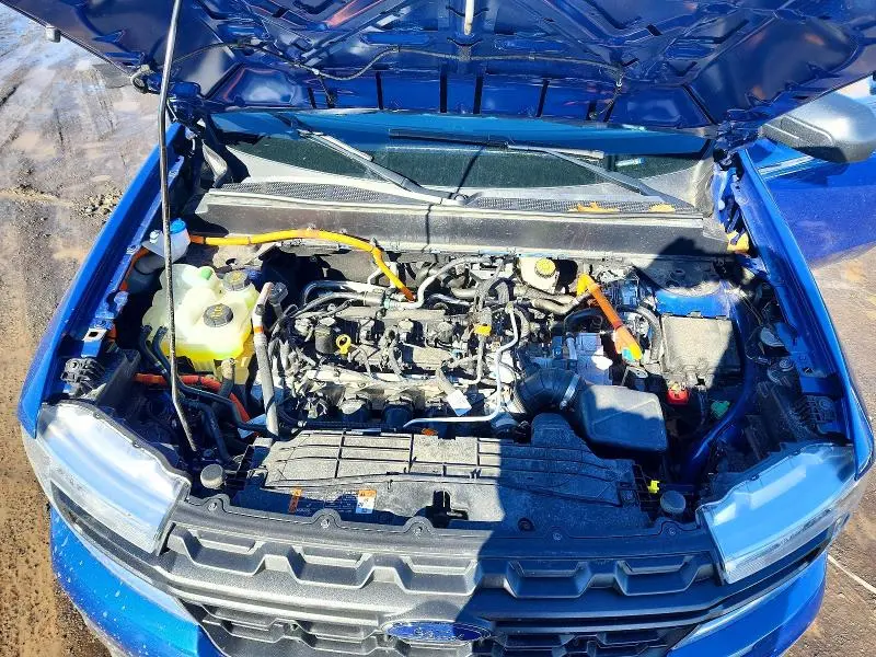 2024 FORD MAVERICK XL  