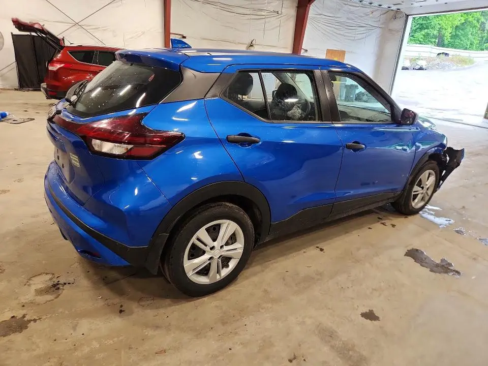 2022 NISSAN KICKS   