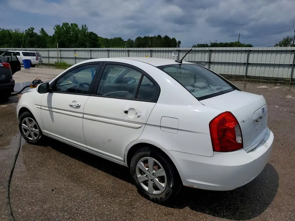 2011 HYUNDAI ACCENT GLS  