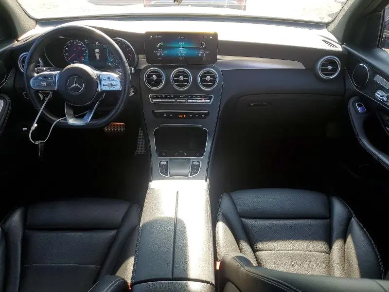 2022 MERCEDES-BENZ GLC 300 4MATIC  