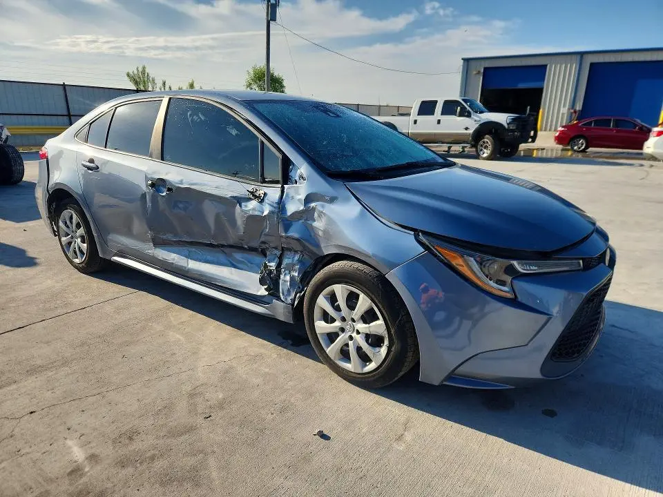 2022 TOYOTA COROLLA LE  