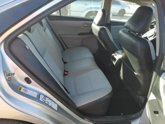 2016 TOYOTA CAMRY LE  