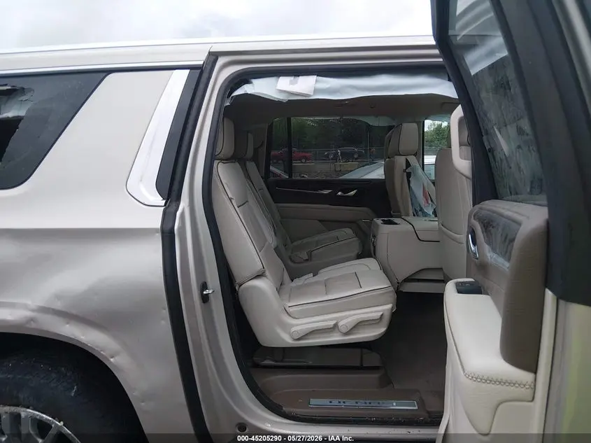 2023 GMC YUKON XL 4WD DENALI