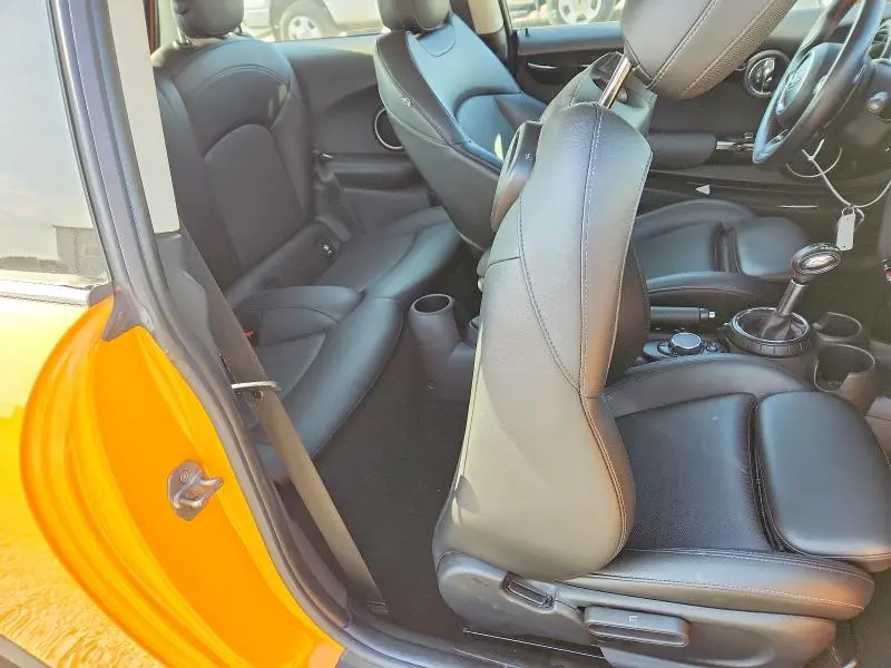 2015 MINI COOPER S  