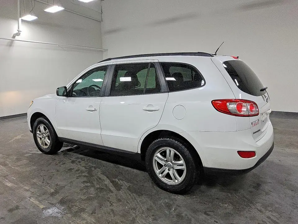 2012 HYUNDAI SANTA FE GLS  