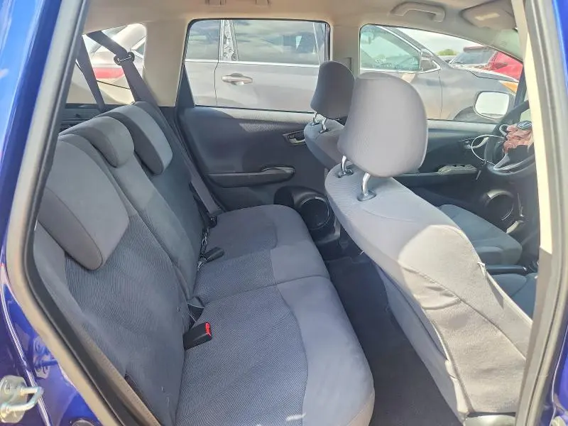 2012 HONDA FIT   