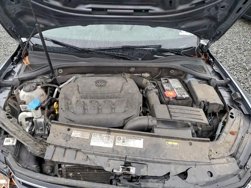2019 VOLKSWAGEN PASSAT WOLFSBURG  