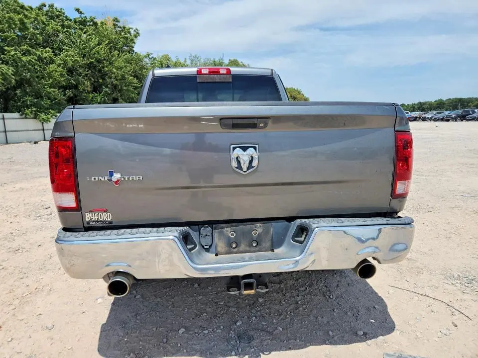 2013 RAM 1500 SLT  