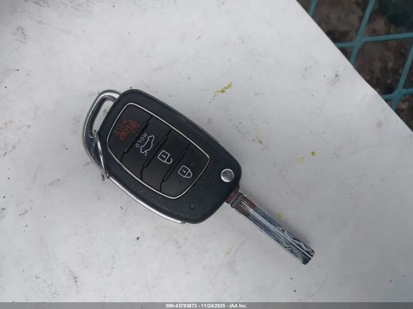 2019 HYUNDAI SONATA SE