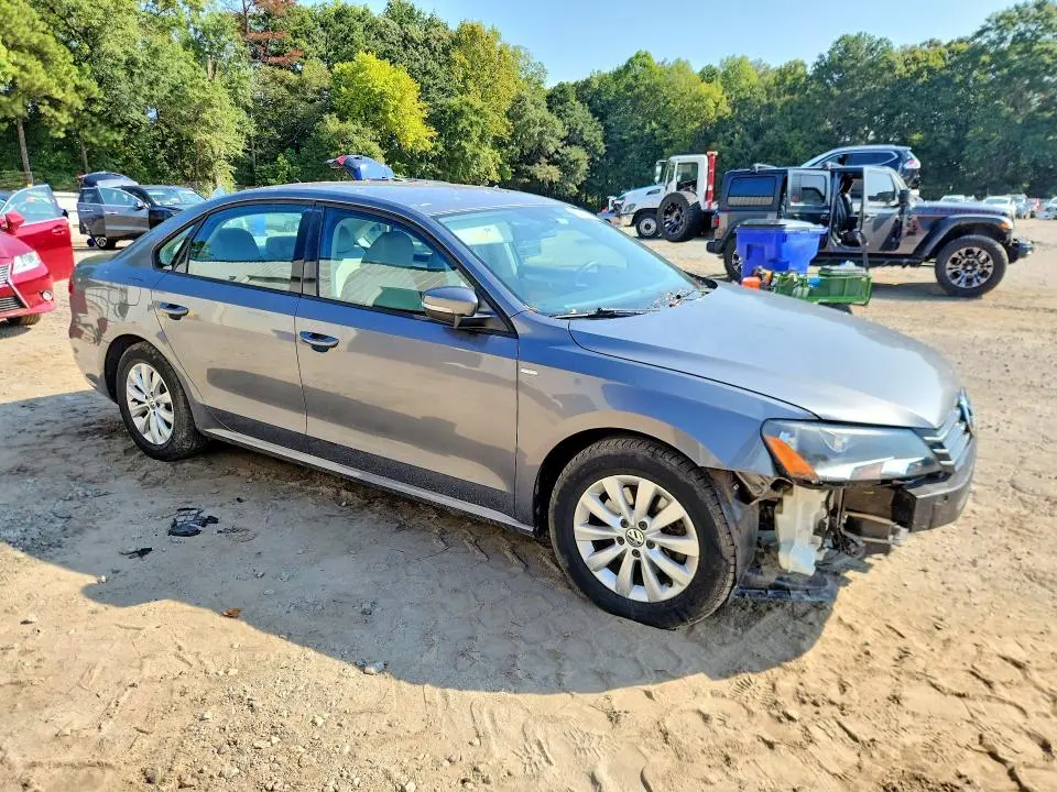 2014 VOLKSWAGEN PASSAT S  
