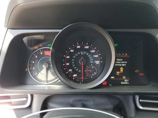 2023 HYUNDAI ELANTRA SE  