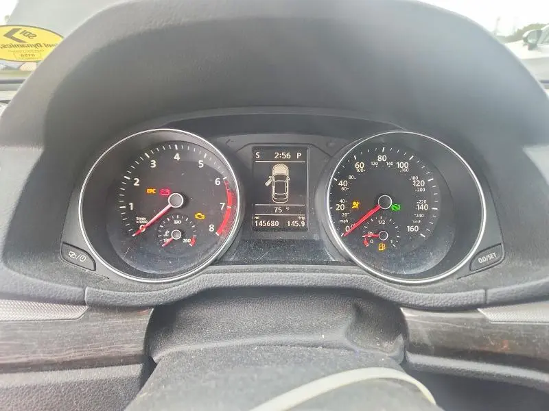 2017 VOLKSWAGEN PASSAT SE  
