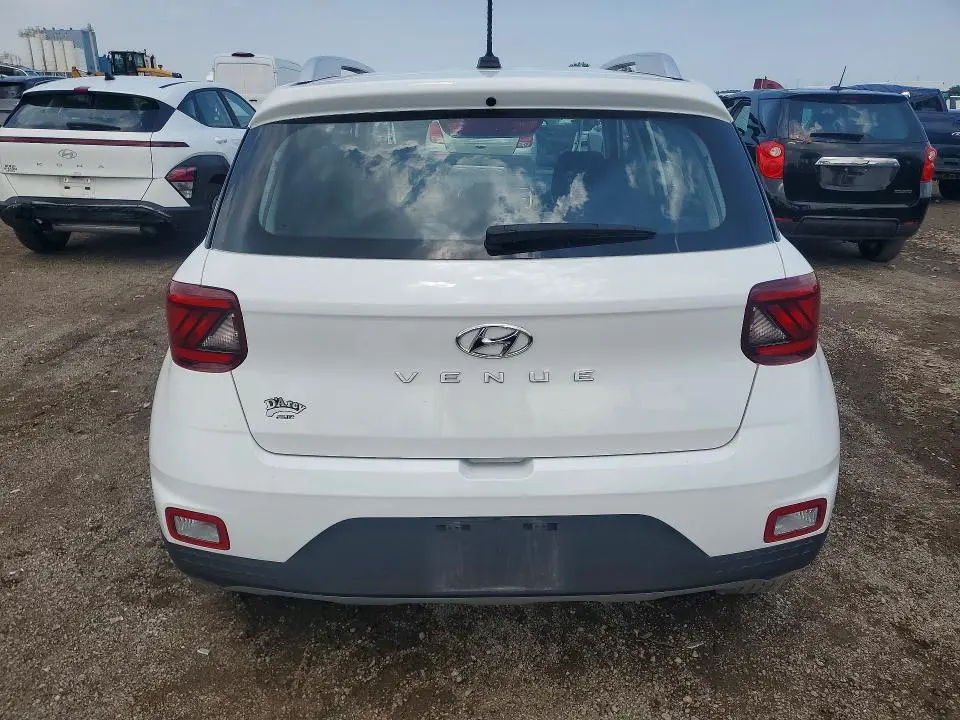 2025 HYUNDAI VENUE SEL  