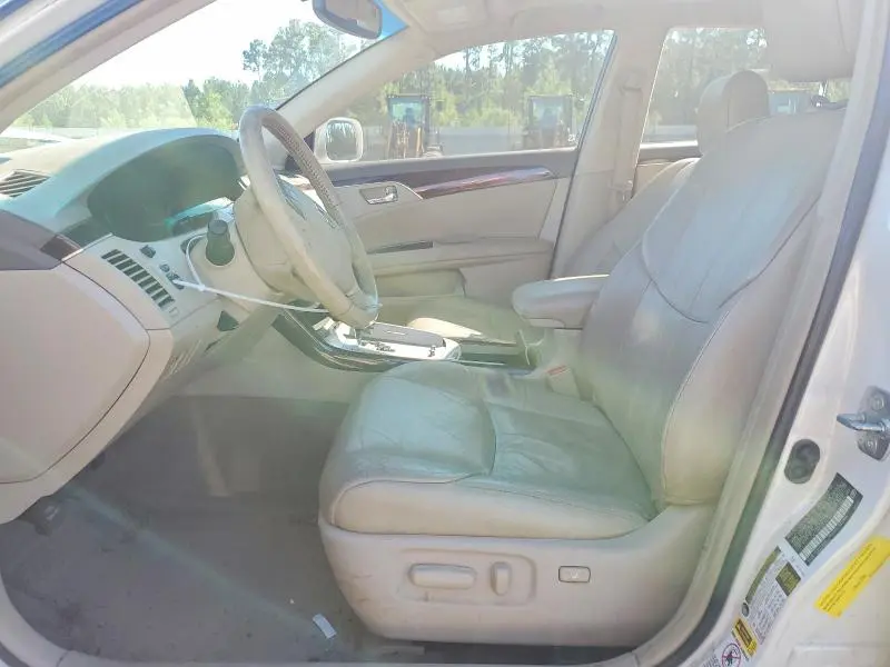 2010 TOYOTA AVALON XLS  